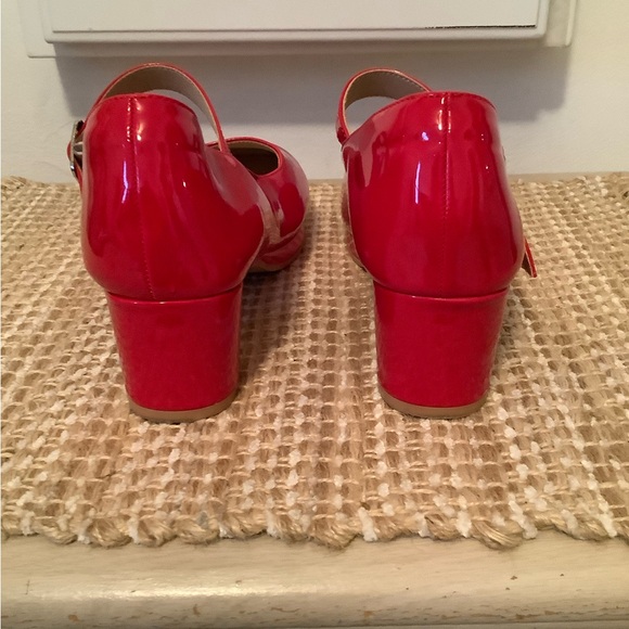Red Patent Leather Mary Jane Shoes - Picture 6 of 7